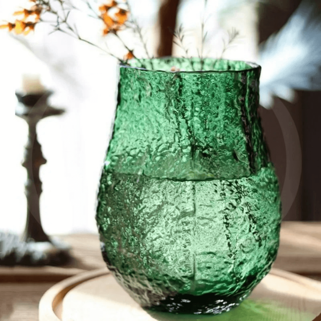 Vaso de Vidro Transparente – Design Ondulado
