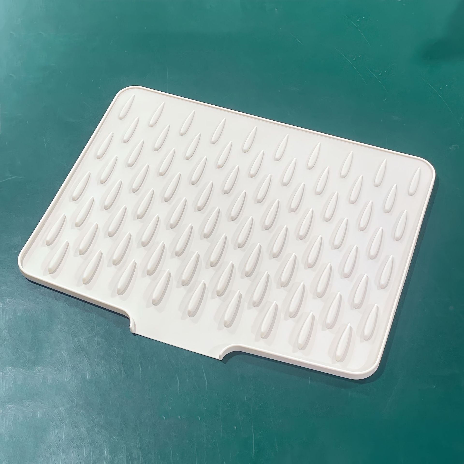 Sloped Silicone Draining Mat – Heat-Proof & Non-Slip