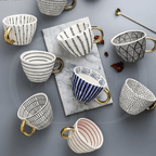 Caneca em Cerâmica – Design Elegante para Bebidas Quentes