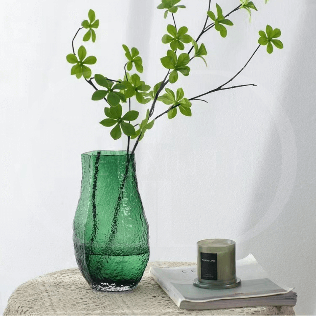 Vaso de Vidro Transparente – Design Ondulado