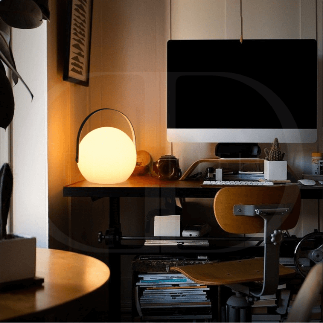 Luminária LED Portátil Recarregável – Estilo e Praticidade