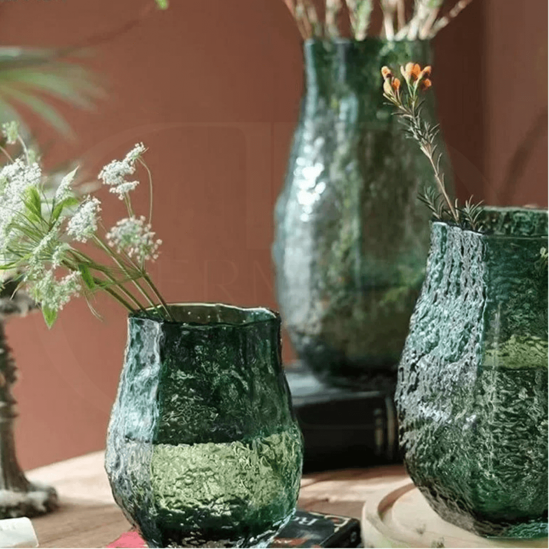 Vaso de Vidro Transparente – Design Ondulado