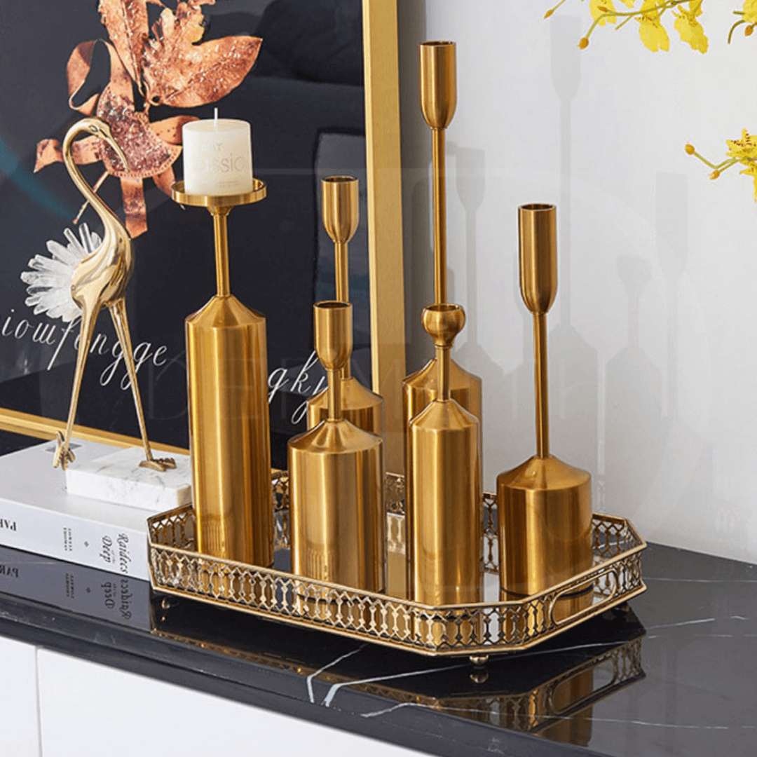 Castiçal de Metal Dourado – Roma