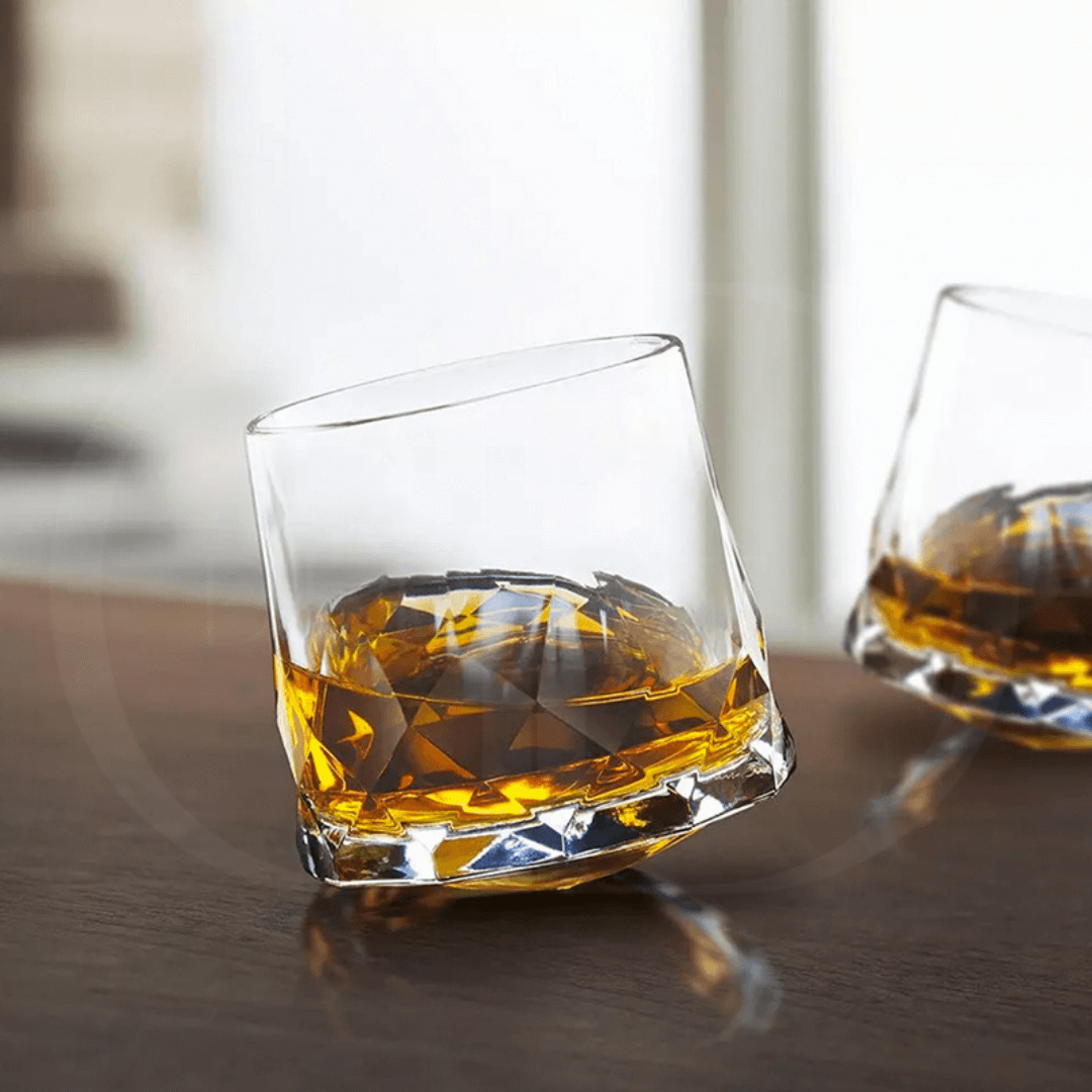 Copos Giratórios de Vidro para Whisky – Design Clássico com Efeito Spinning