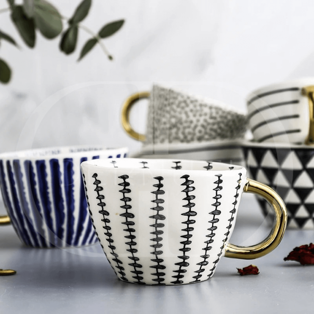 Caneca em Cerâmica – Design Elegante para Bebidas Quentes