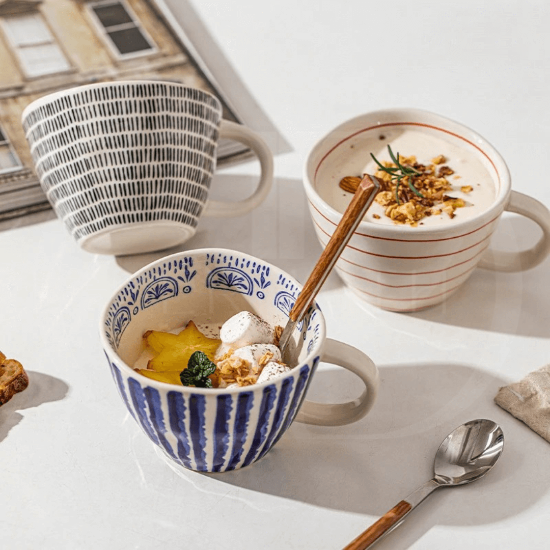 Caneca em Cerâmica – Design Elegante para Bebidas Quentes