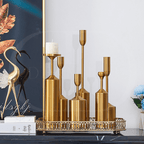 Castiçal de Metal Dourado – Roma