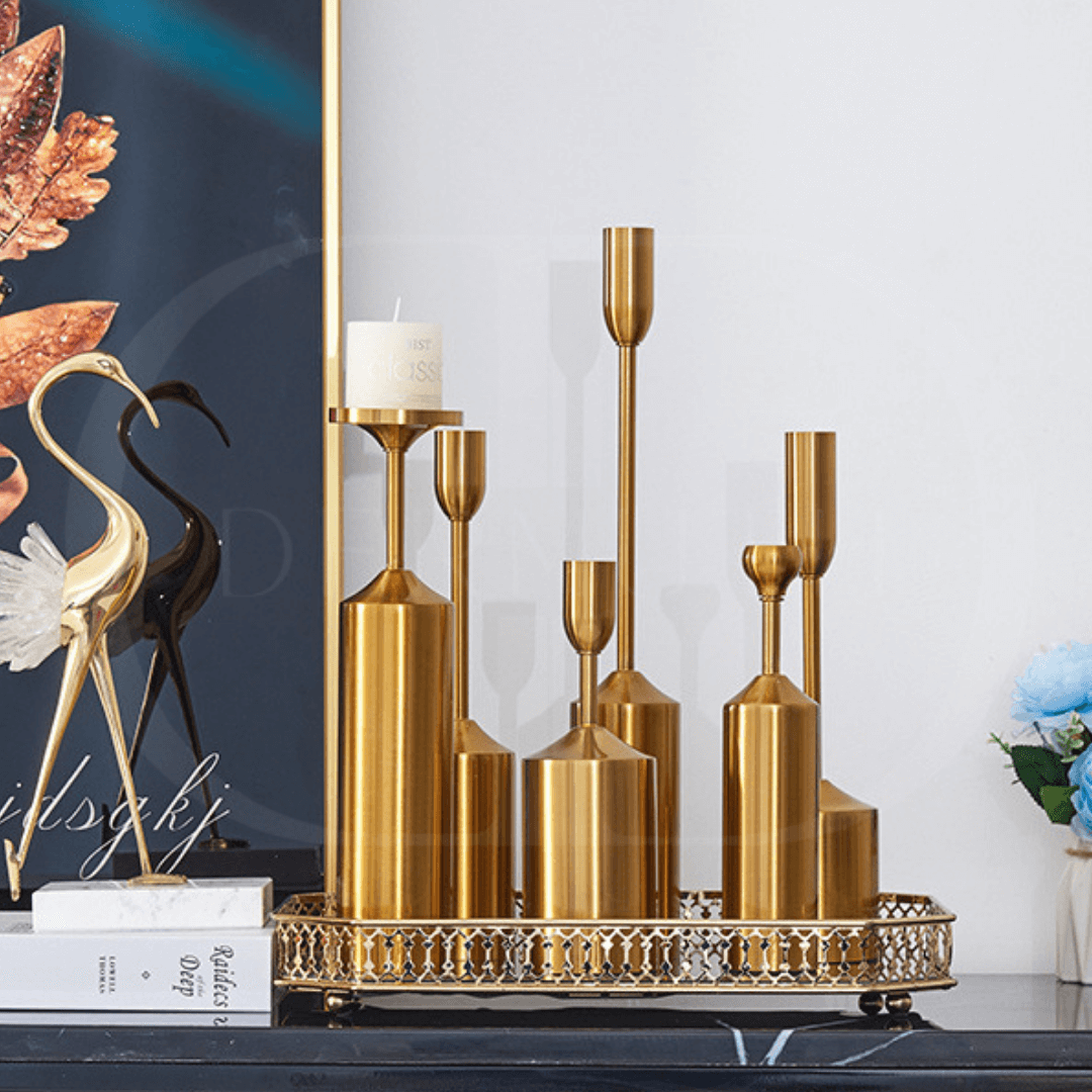 Castiçal de Metal Dourado – Roma