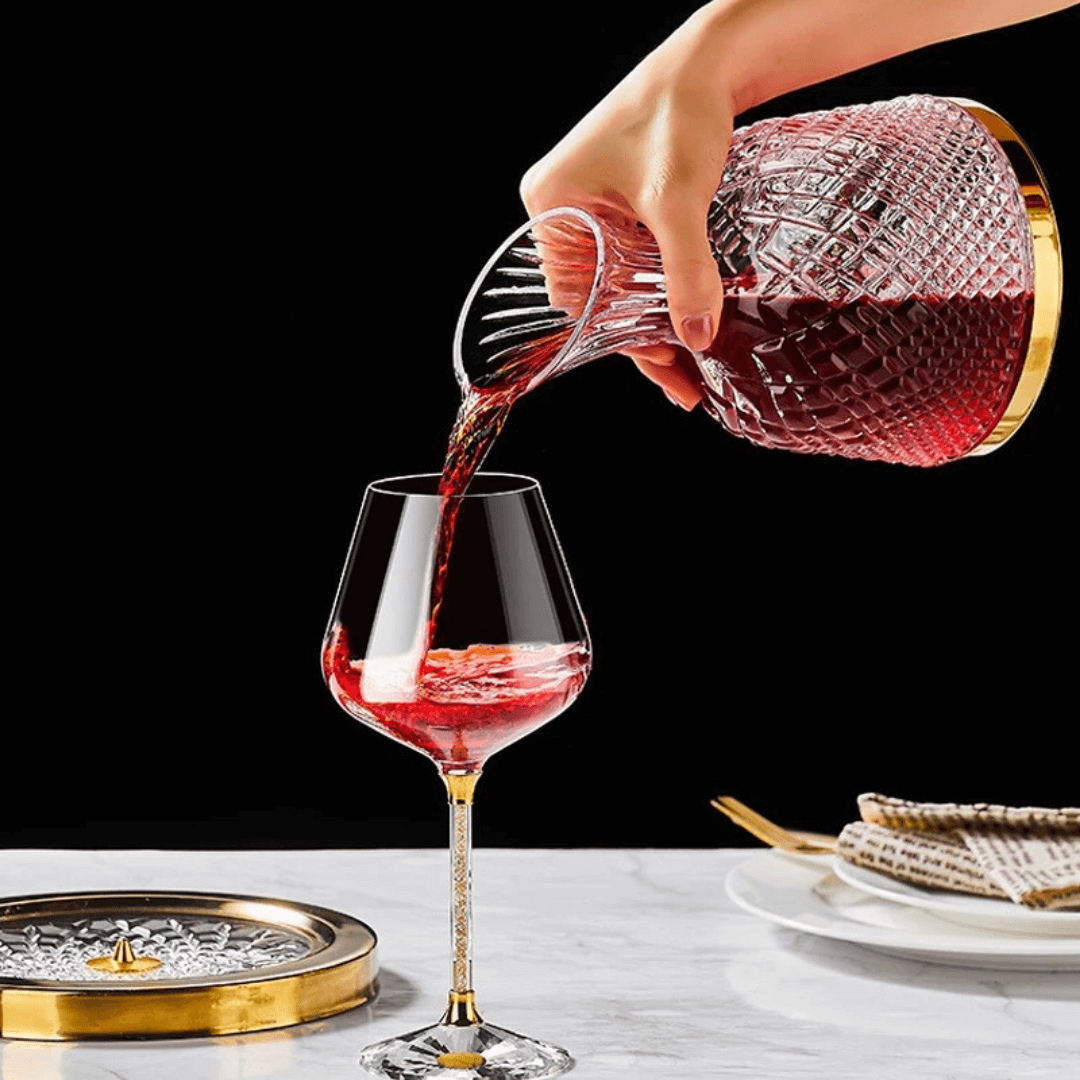 Decantador de Vinho Rotativo 360° em Cristal - Design Elegante