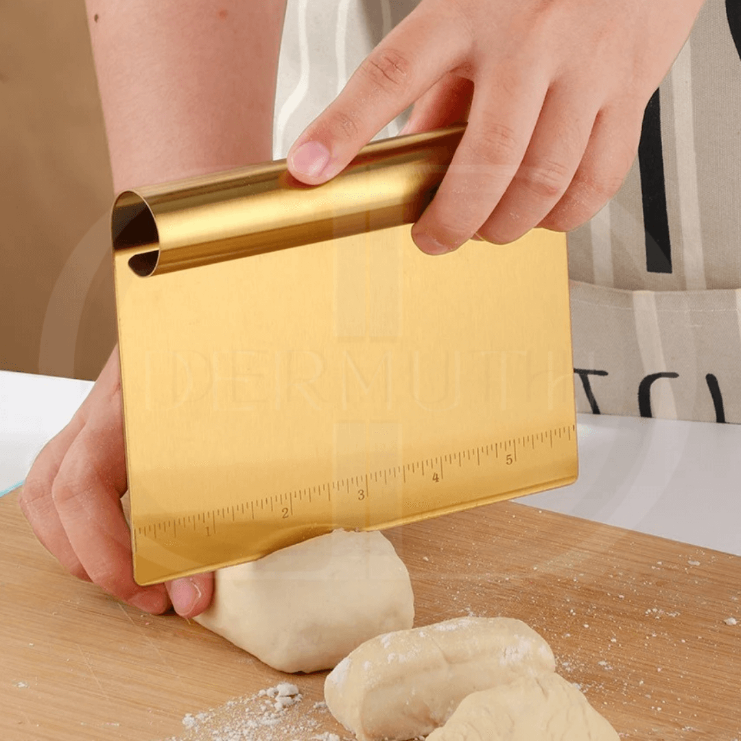 Cortador de Massa em Aço Inox - Cores Diversas