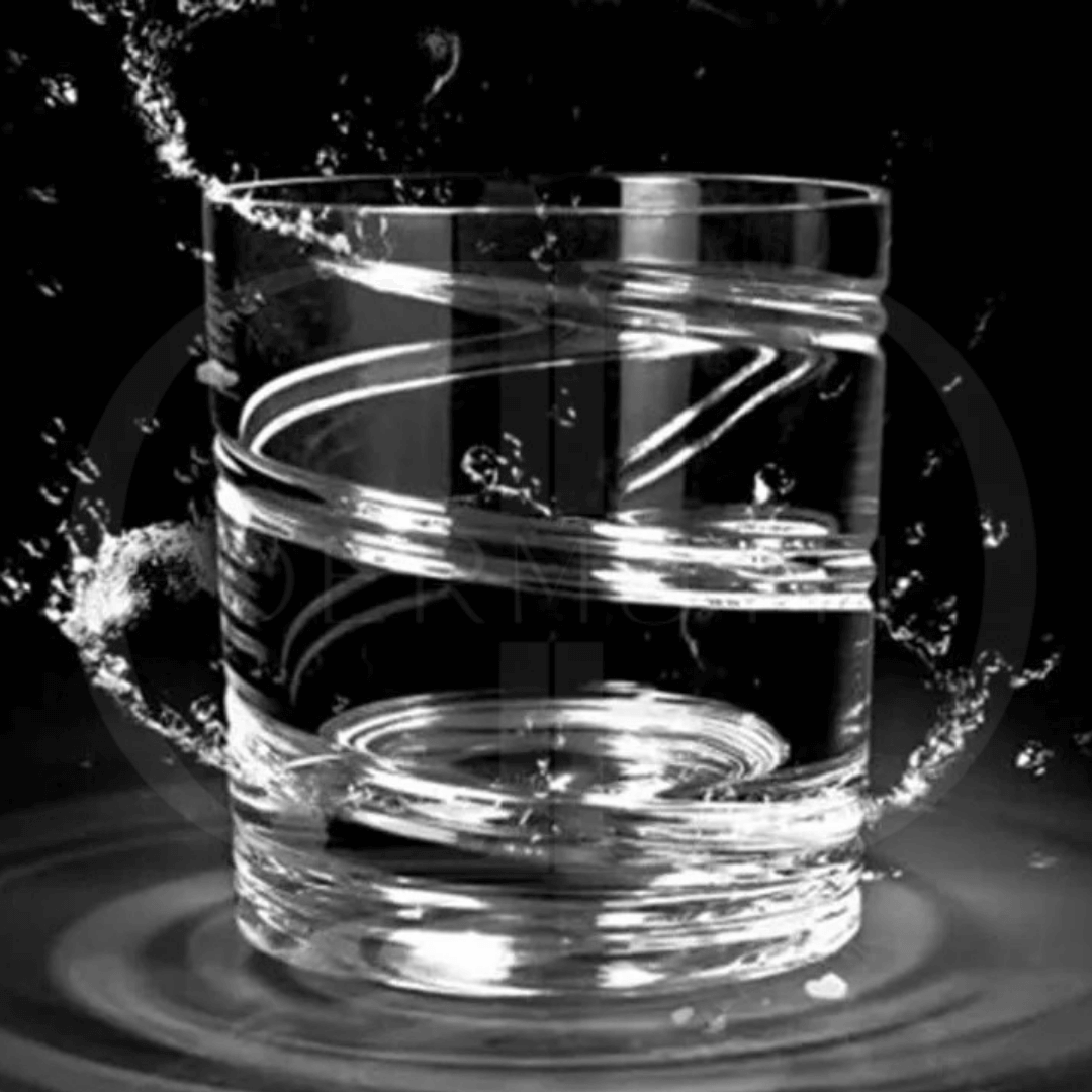 Copos Giratórios de Vidro para Whisky – Design Clássico com Efeito Spinning