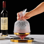 Decantador de Vinho Rotativo 360° em Cristal - Design Elegante