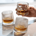 Copos Giratórios de Vidro para Whisky – Design Clássico com Efeito Spinning