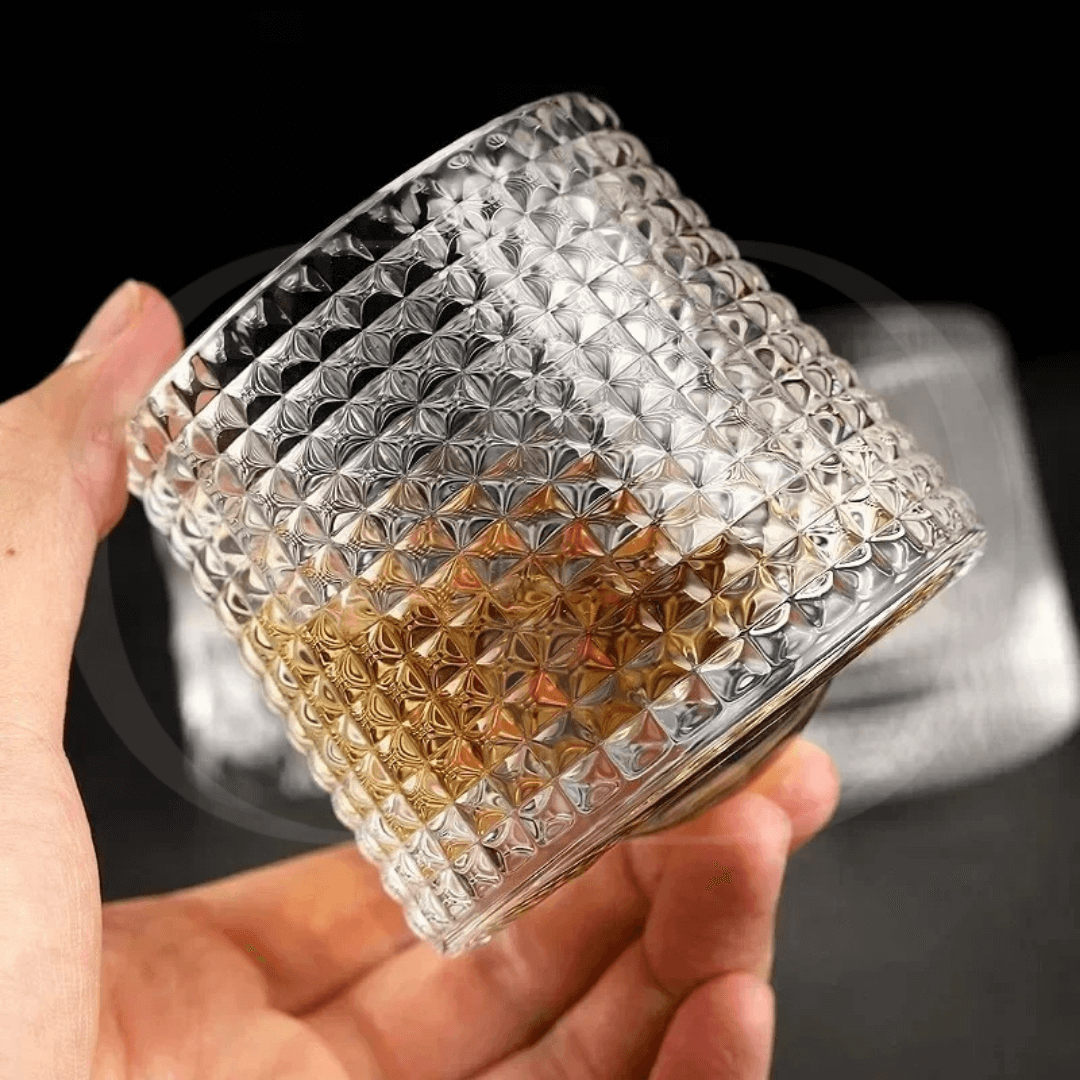 Copos Giratórios de Vidro para Whisky – Design Clássico com Efeito Spinning