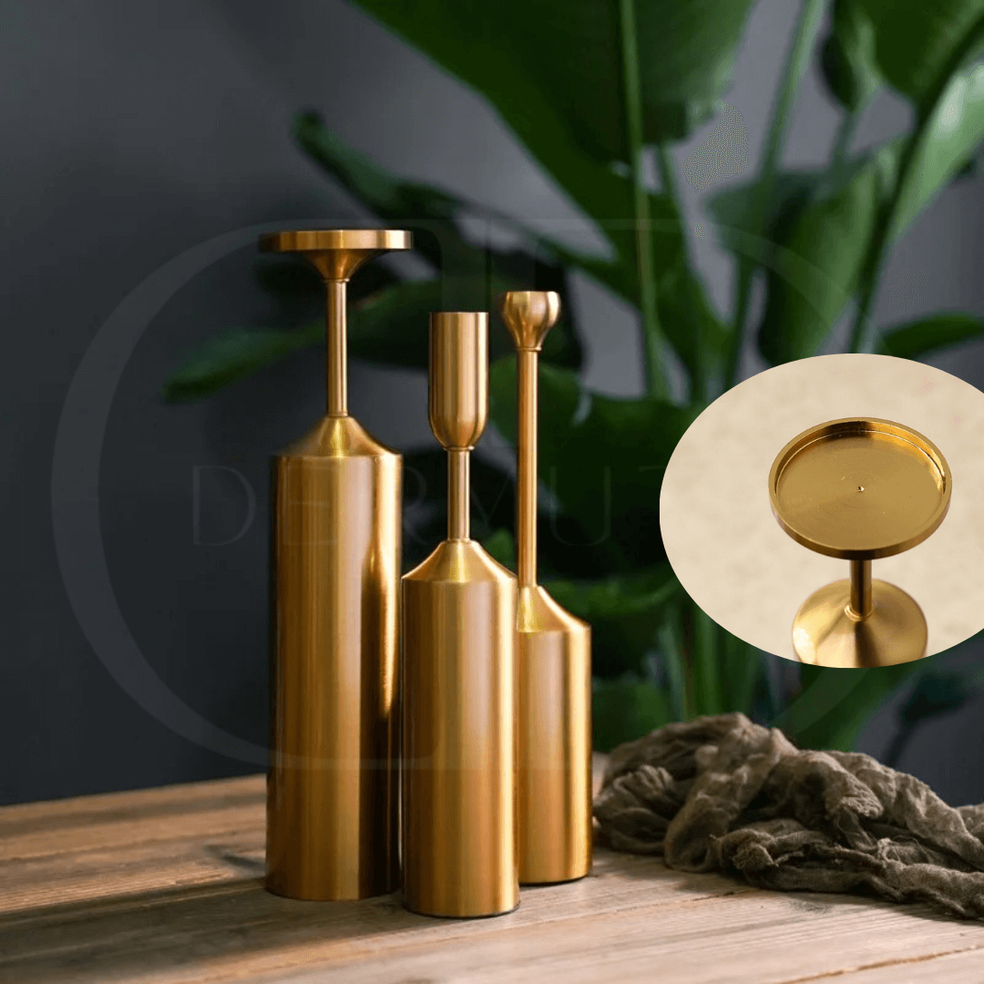 Castiçal de Metal Dourado – Roma