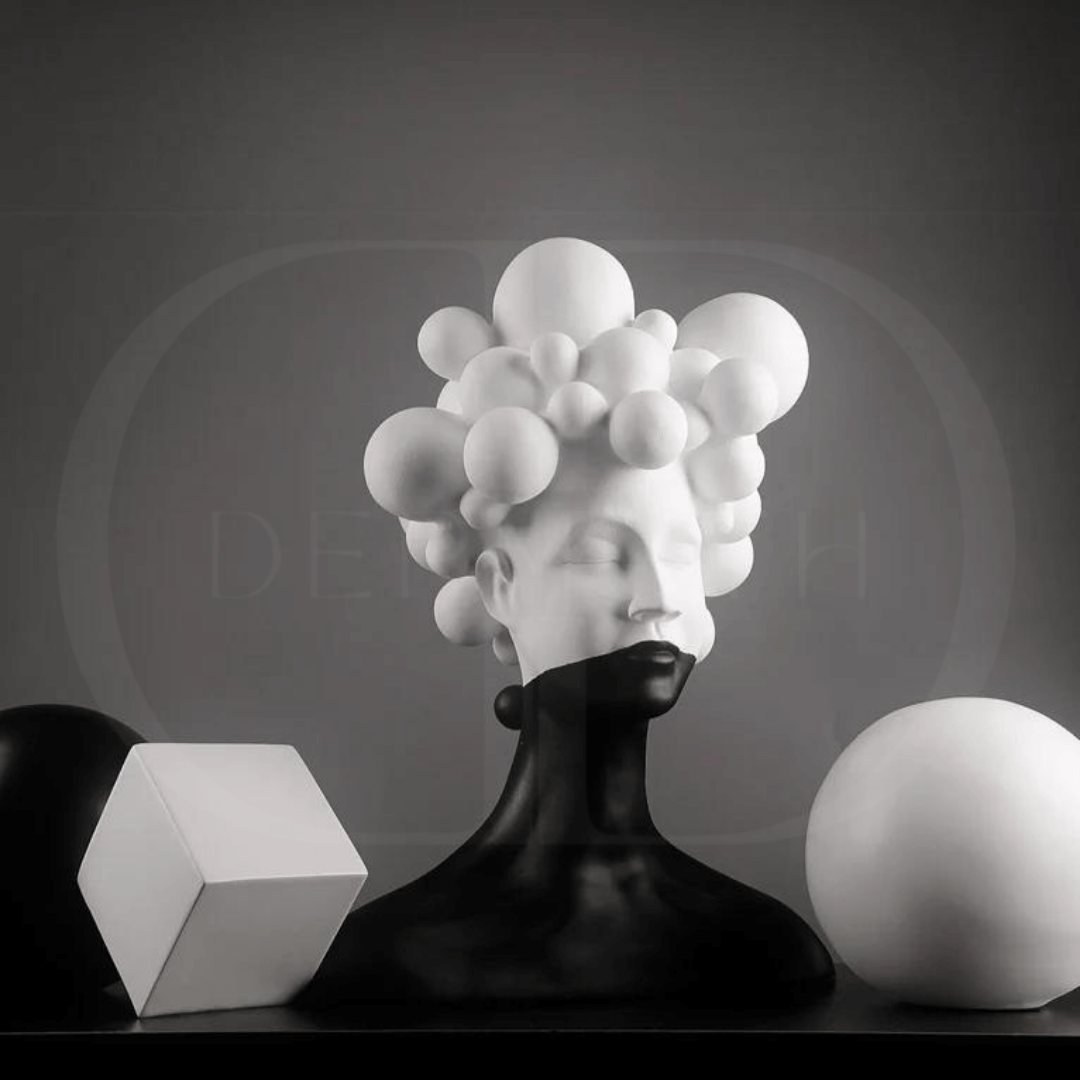 Escultura Contemporânea de Mulher - Bubble