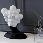 Escultura Contemporânea de Mulher - Bubble