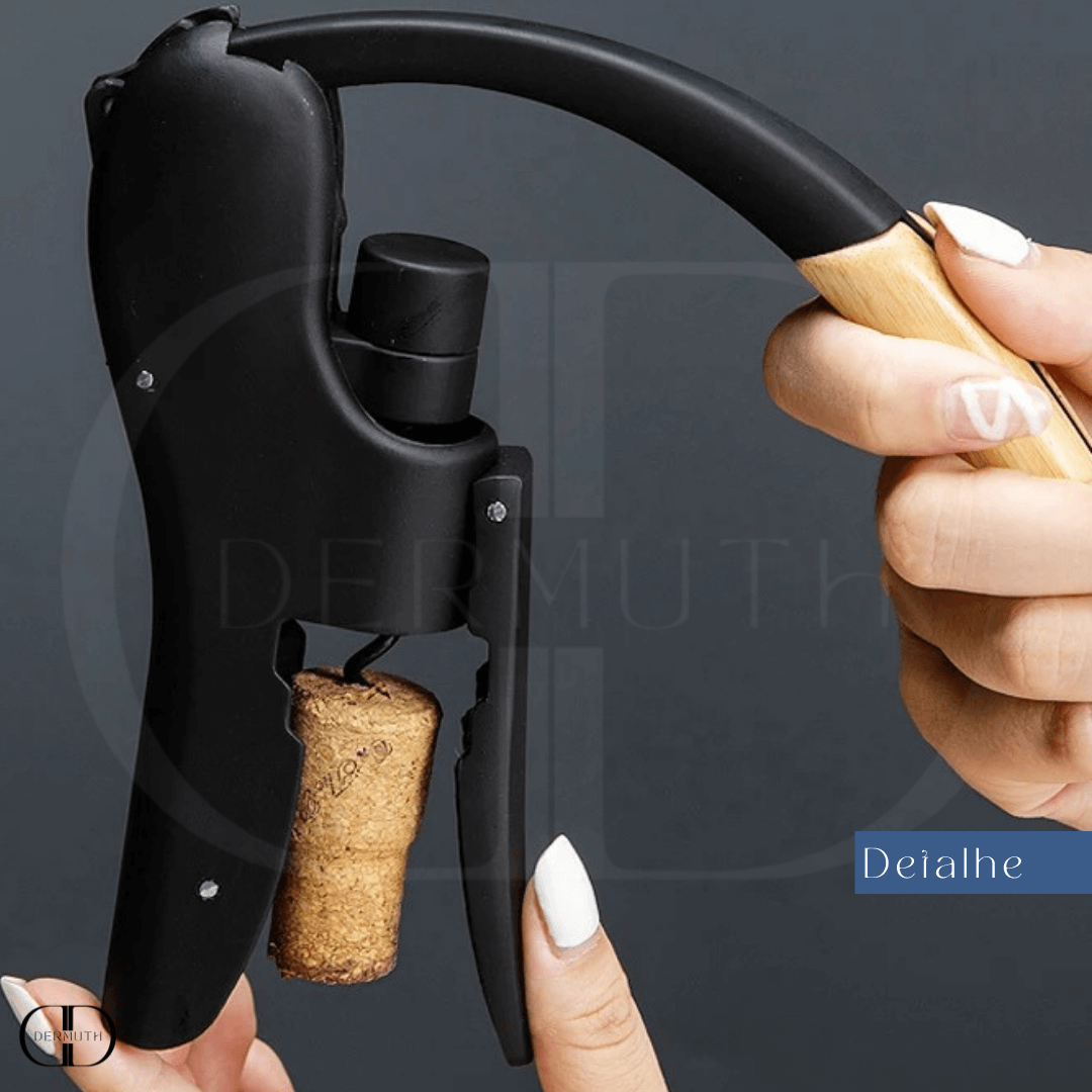 Abridor de Garrafas de Vinho – Formato de Alavanca com Cabo de Madeira