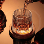 Copos Giratórios de Vidro para Whisky – Design Clássico com Efeito Spinning