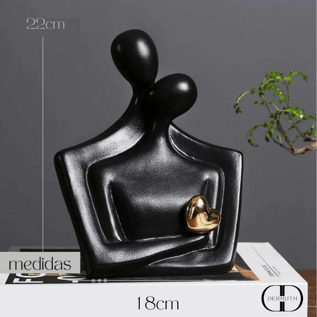 Estatueta Decorativa - Casal Apaixonado