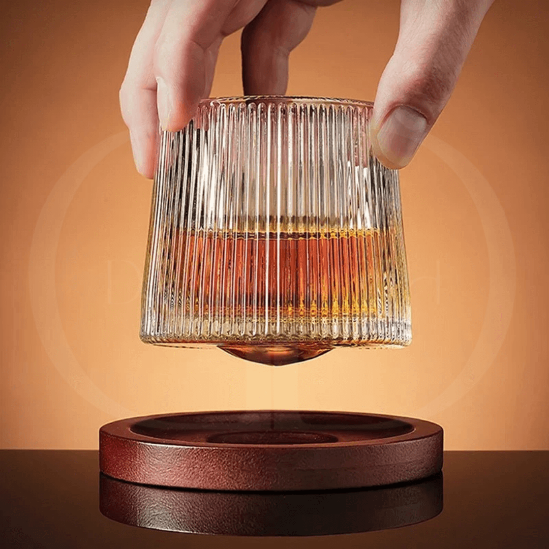 Copos Giratórios de Vidro para Whisky – Design Clássico com Efeito Spinning