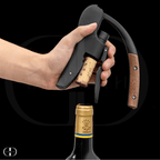 Abridor de Garrafas de Vinho – Formato de Alavanca com Cabo de Madeira