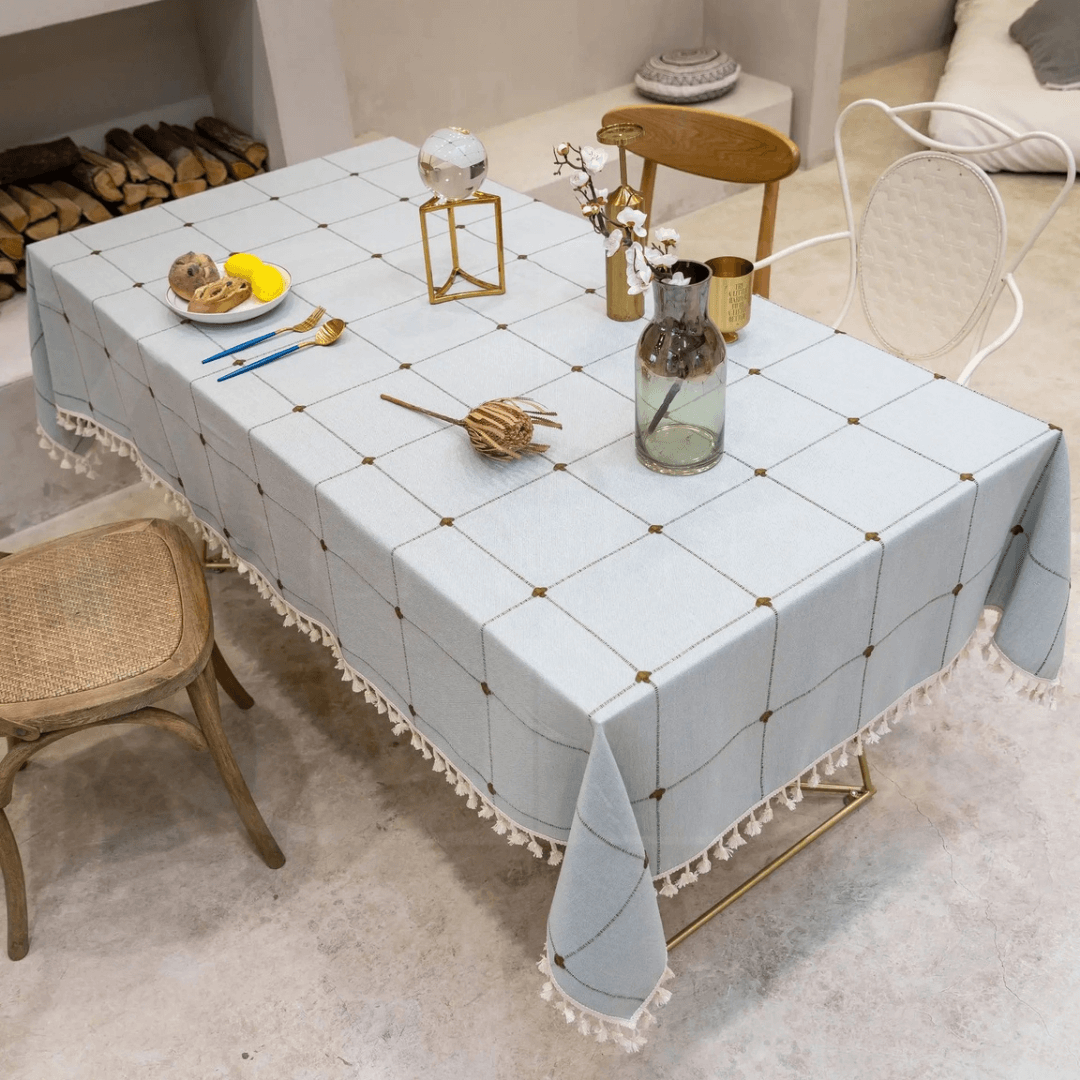 Toalha de Mesa Xadrez 3D com Franja – Estilo e Charme para sua Mesa