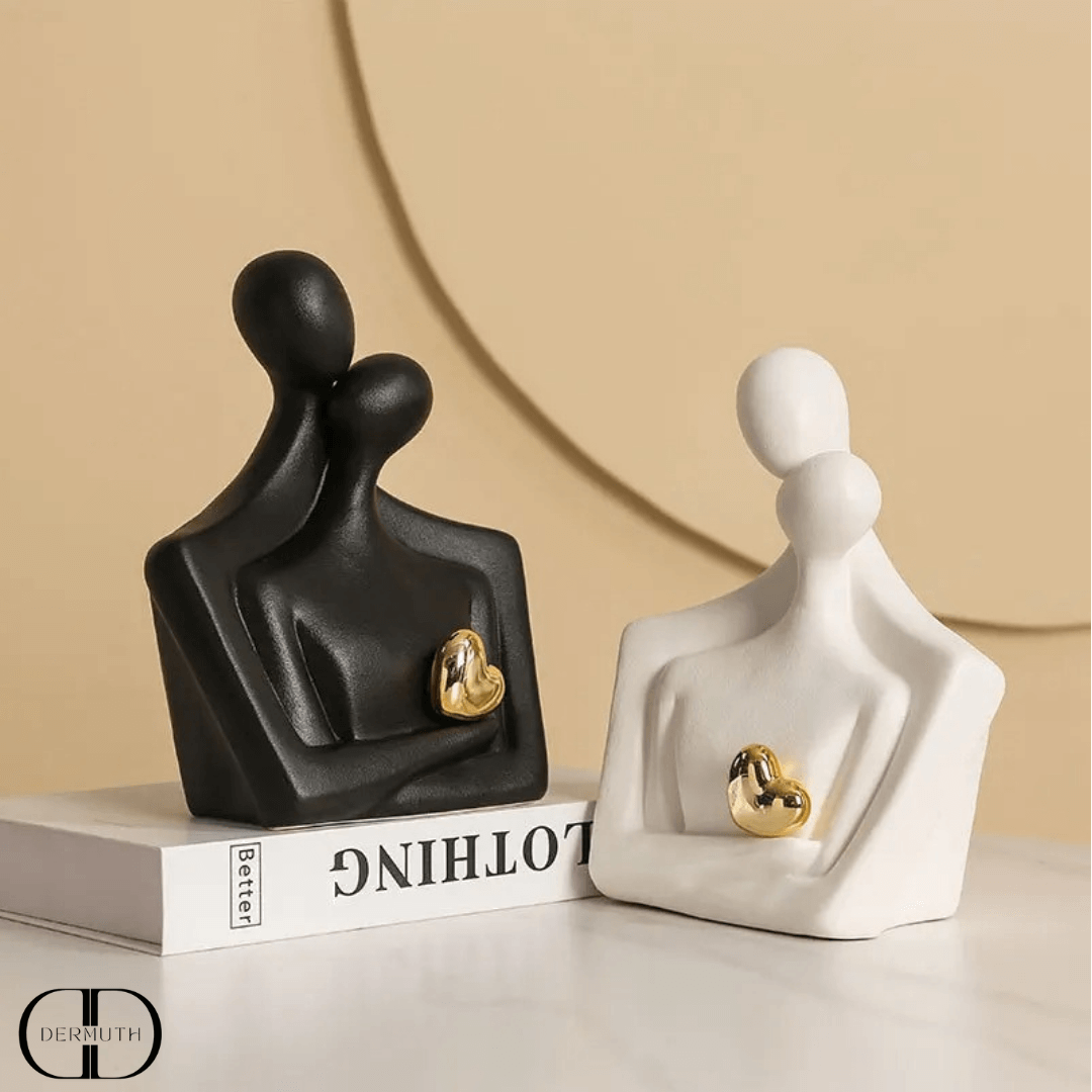 Estatueta Decorativa - Casal Apaixonado