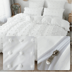 Jogo de Cama Dupla Face com Detalhes Tufted e Pompons