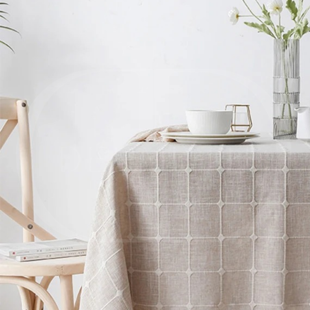 Toalha de Mesa Xadrez 3D com Franja – Estilo e Charme para sua Mesa