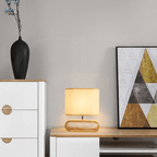 Abajur de Mesa com Base em Madeira e Cúpula de Tecido